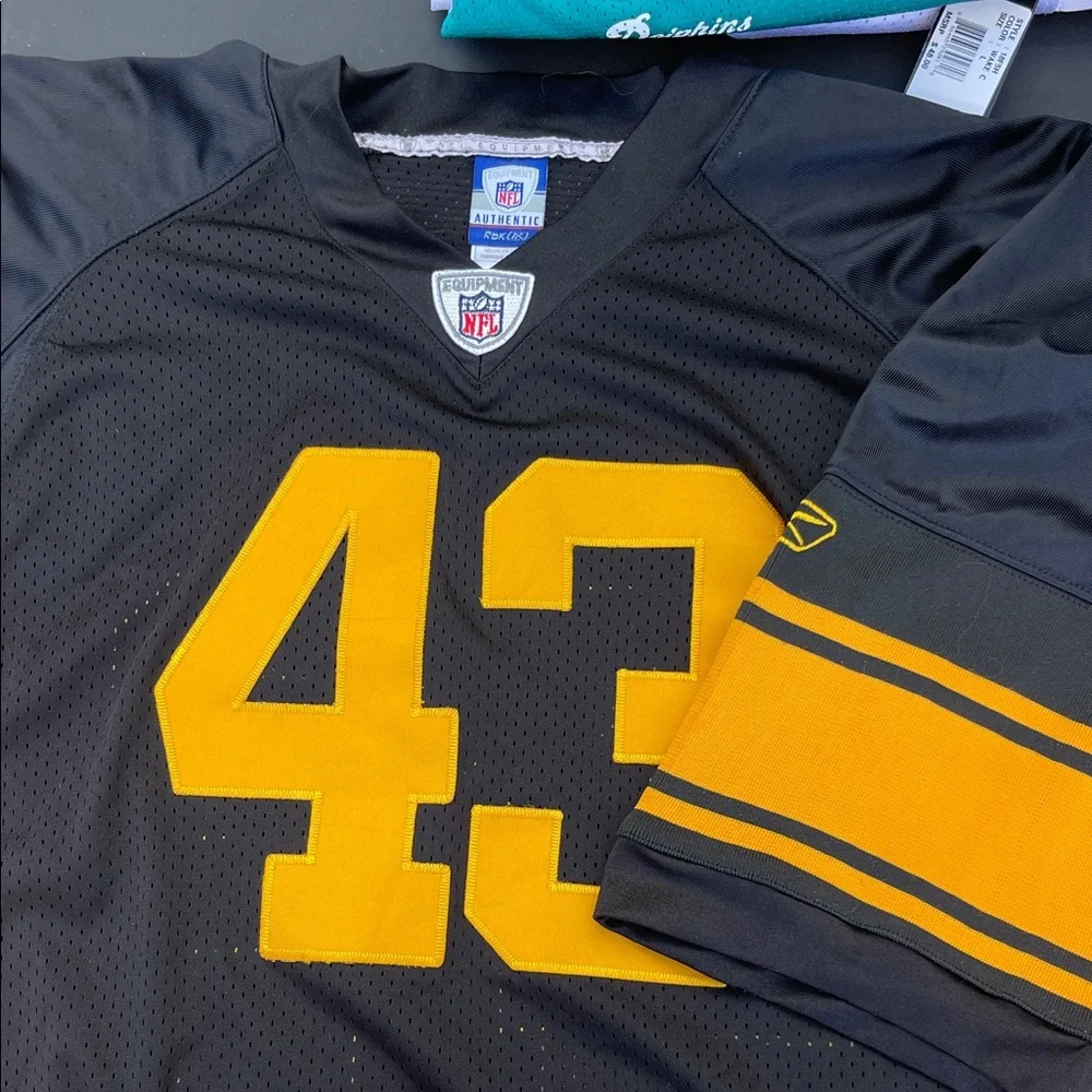 Equipment Black Sports Jersey - Picture 3 of 4